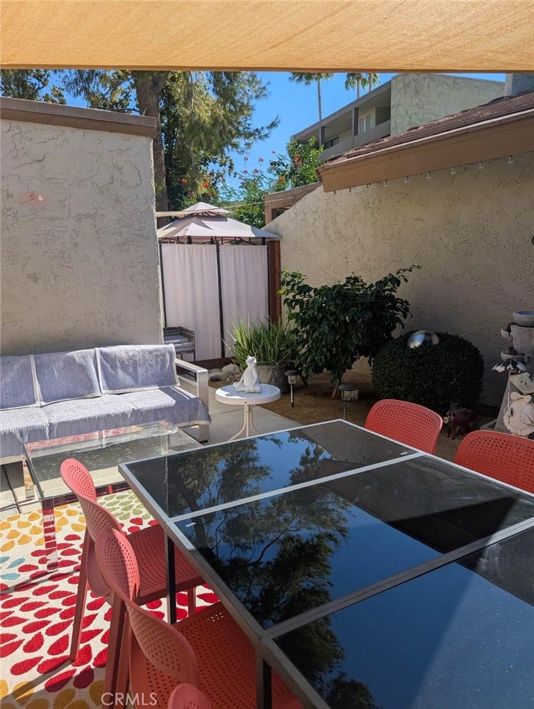 2455 Via Sonoma, #A, Palm Springs, CA 92264 2455 Via Sonoma, #A, Palm Springs, CA 92264