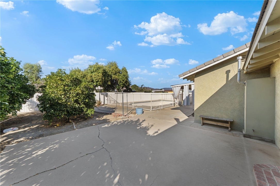 1330 Eaton, Hemet, CA 92543 1330 Eaton, Hemet, CA 92543