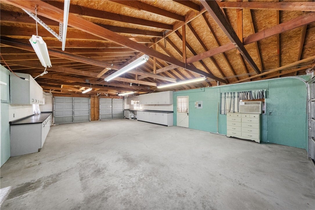 1330 Eaton, Hemet, CA 92543 1330 Eaton, Hemet, CA 92543