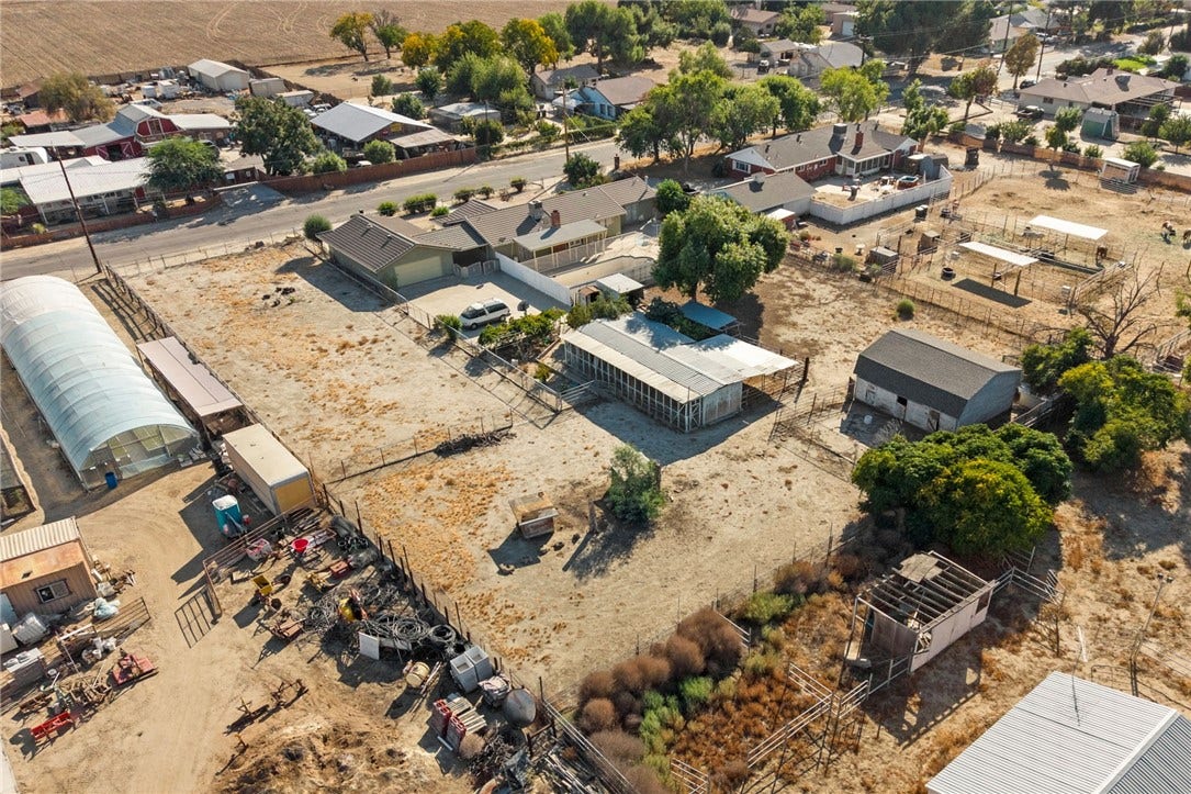 1330 Eaton, Hemet, CA 92543 1330 Eaton, Hemet, CA 92543