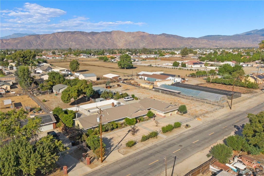 1330 Eaton, Hemet, CA 92543 1330 Eaton, Hemet, CA 92543