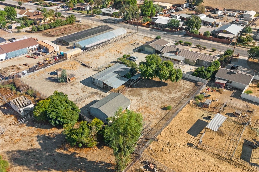 1330 Eaton, Hemet, CA 92543 1330 Eaton, Hemet, CA 92543