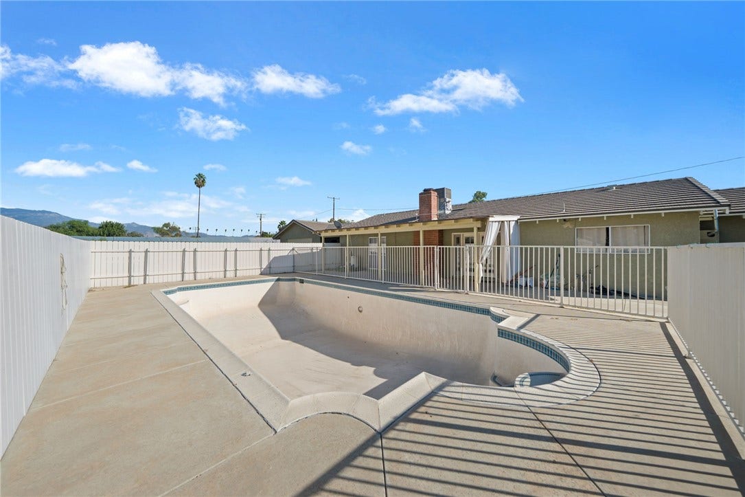 1330 Eaton, Hemet, CA 92543 1330 Eaton, Hemet, CA 92543