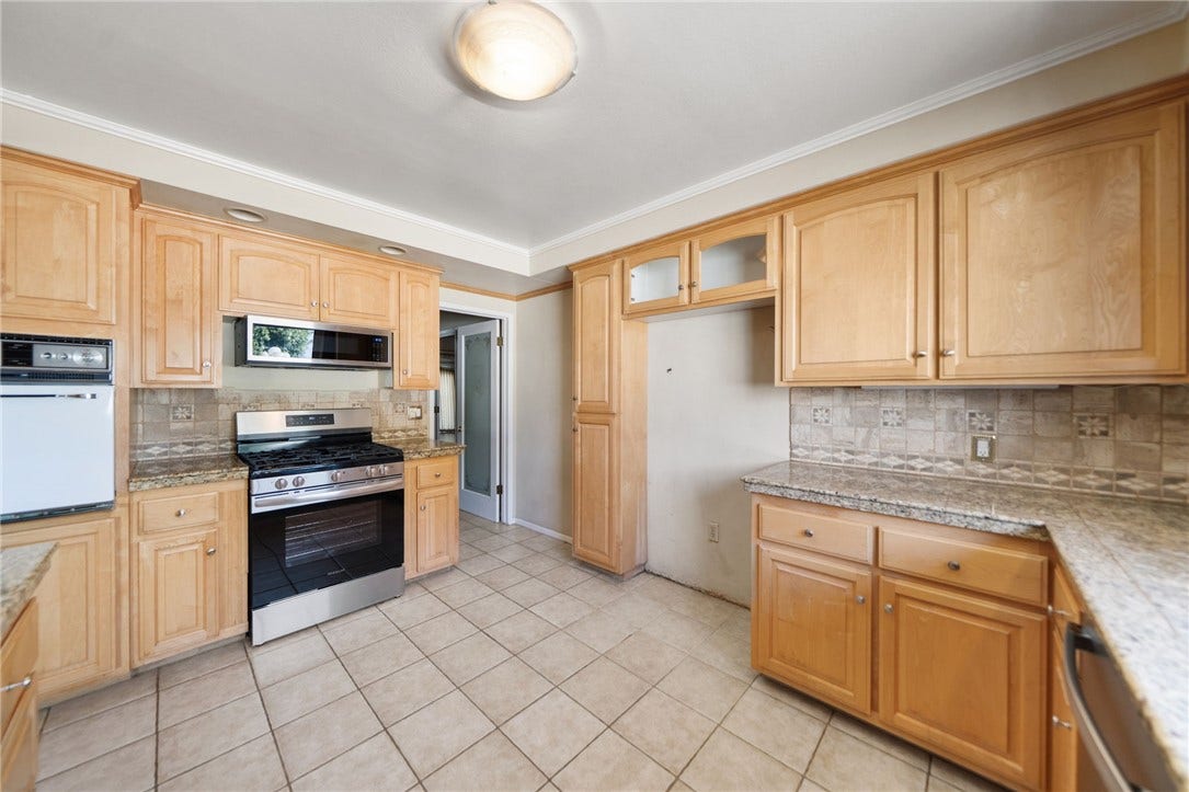 1330 Eaton, Hemet, CA 92543 1330 Eaton, Hemet, CA 92543