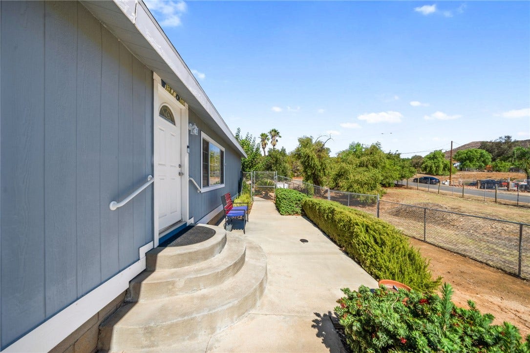 23938 San Jacinto, Canyon Lake, CA 92587 23938 San Jacinto, Canyon Lake, CA 92587