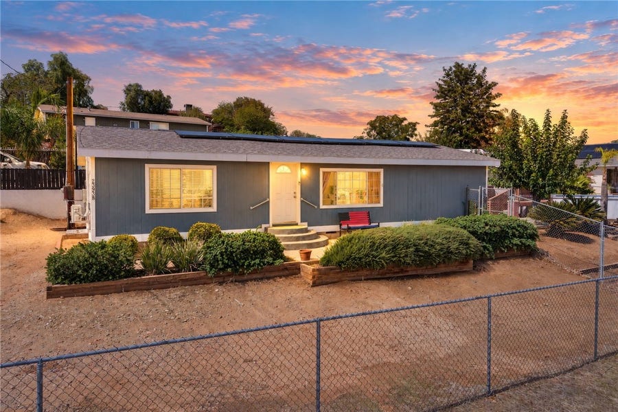 Property photo for 23938 San Jacinto, Canyon Lake, CA