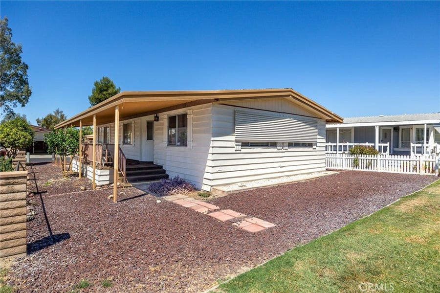 Property photo for 1304 Lodgepole Drive, Hemet, CA