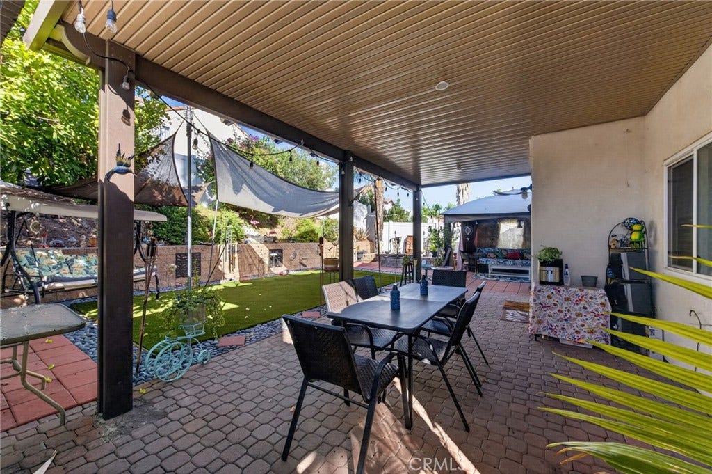 25214 Corte Oranada, Murrieta, CA 92563 25214 Corte Oranada, Murrieta, CA 92563