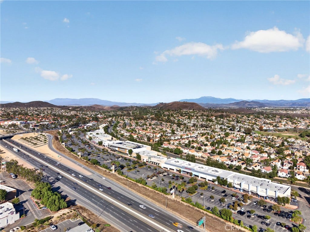 25214 Corte Oranada, Murrieta, CA 92563 25214 Corte Oranada, Murrieta, CA 92563
