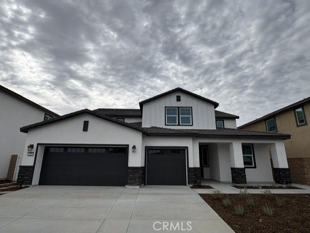 Property photo for 297 Grand Sky Lane, Perris, CA
