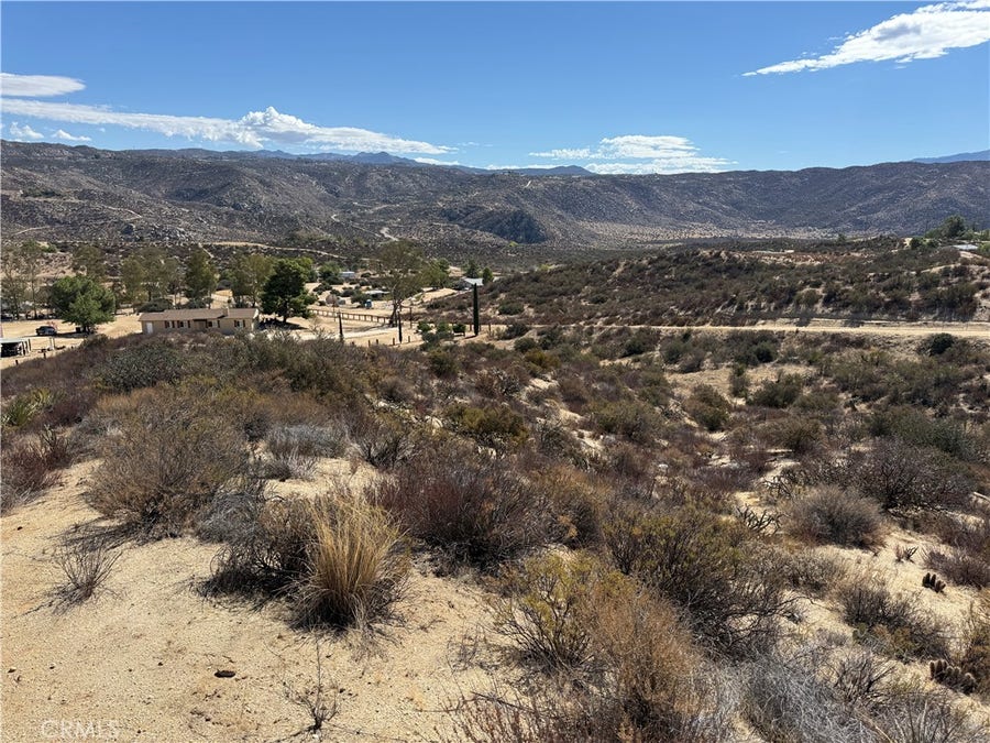 Property photo for 5 Witten Dr, Aguanga, CA