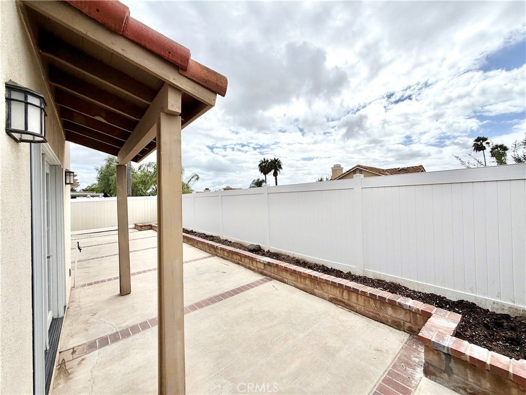 25167 Parkcrest Drive, Murrieta, CA 92562 25167 Parkcrest Drive, Murrieta, CA 92562