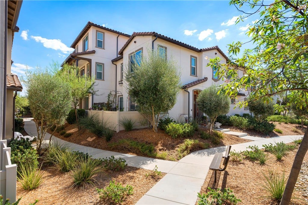 31560 Calle Canto, Temecula, CA 92592 31560 Calle Canto, Temecula, CA 92592