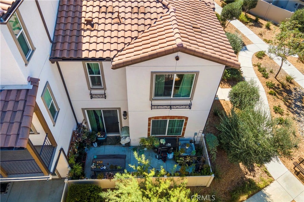 31560 Calle Canto, Temecula, CA 92592 31560 Calle Canto, Temecula, CA 92592