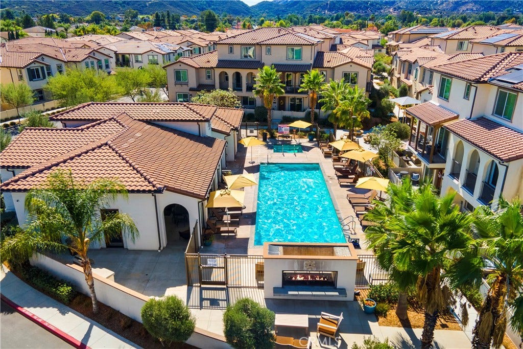 31560 Calle Canto, Temecula, CA 92592 31560 Calle Canto, Temecula, CA 92592