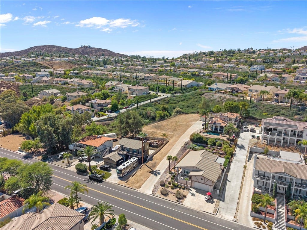 30417 Longhorn, Canyon Lake, CA 92587 30417 Longhorn, Canyon Lake, CA 92587