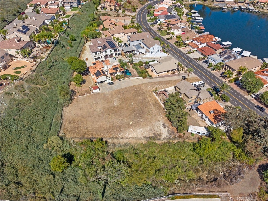 30417 Longhorn, Canyon Lake, CA 92587 30417 Longhorn, Canyon Lake, CA 92587