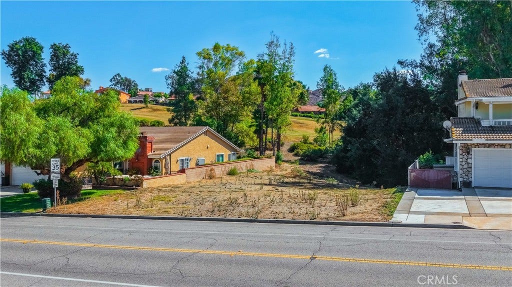 23377 Continental Drive, Canyon Lake, CA 92587 23377 Continental Drive, Canyon Lake, CA 92587