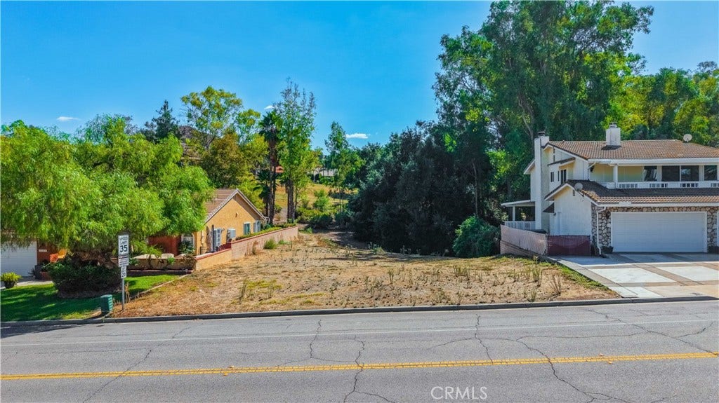 23377 Continental Drive, Canyon Lake, CA 92587 23377 Continental Drive, Canyon Lake, CA 92587