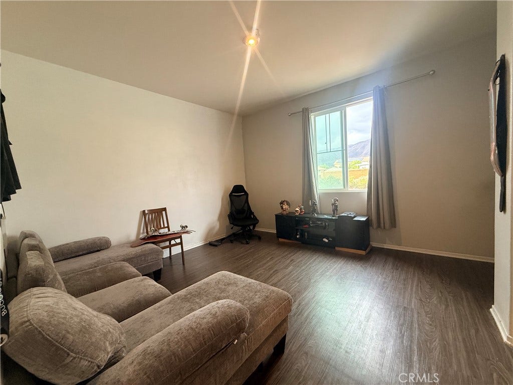 1412 Chardonnay, San Jacinto, CA 92582