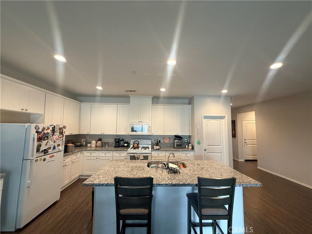 1412 Chardonnay, San Jacinto, CA 92582