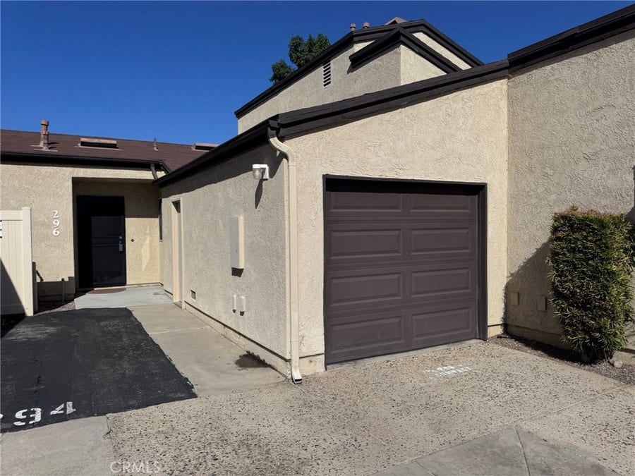 Property photo for 296 Parkview Place, Lake Elsinore, CA