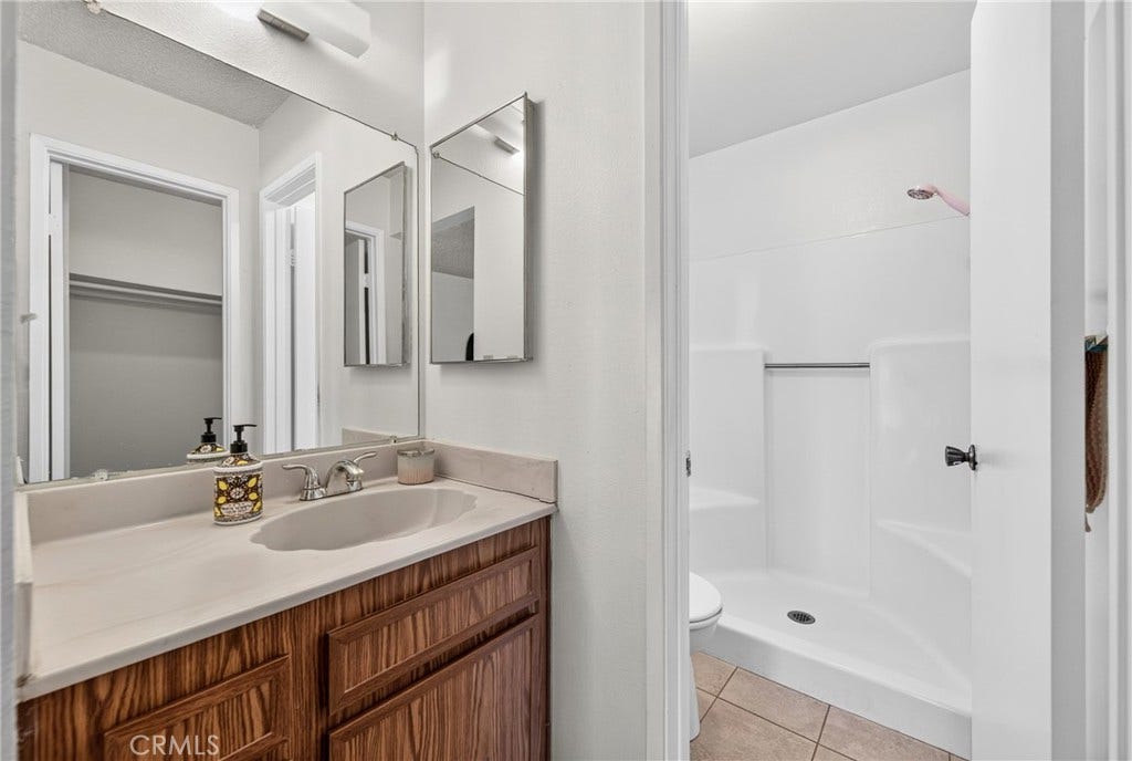 1964 W Oakland Avenue, Hemet, CA 92545 1964 W Oakland Avenue, Hemet, CA 92545