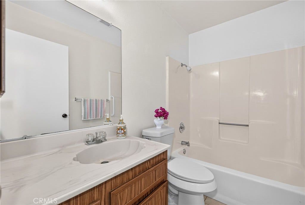1964 W Oakland Avenue, Hemet, CA 92545 1964 W Oakland Avenue, Hemet, CA 92545