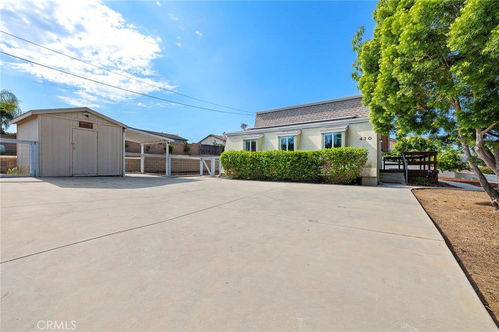 410 Palomino Road, Fallbrook, CA 92028 410 Palomino Road, Fallbrook, CA 92028