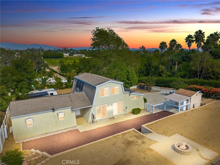 Property photo for 410 Palomino Road, Fallbrook, CA