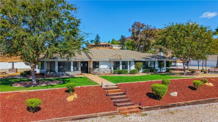 Property photo for 33350 Paloma, Menifee, CA