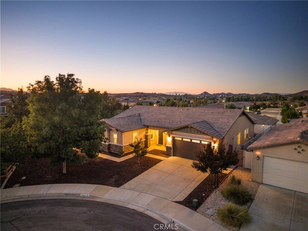 30452 Full Moon Court, Murrieta, CA 92563 30452 Full Moon Court, Murrieta, CA 92563