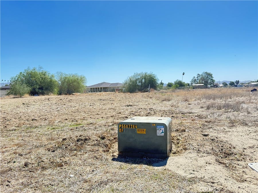 Property photo for 0 Commonwealth Avenue, Hemet, CA