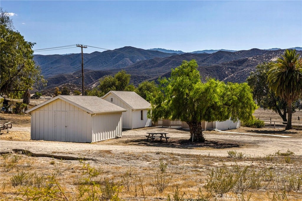 42800 Ca - Hwy 79, Aguanga, CA 92536 42800 Ca - Hwy 79, Aguanga, CA 92536