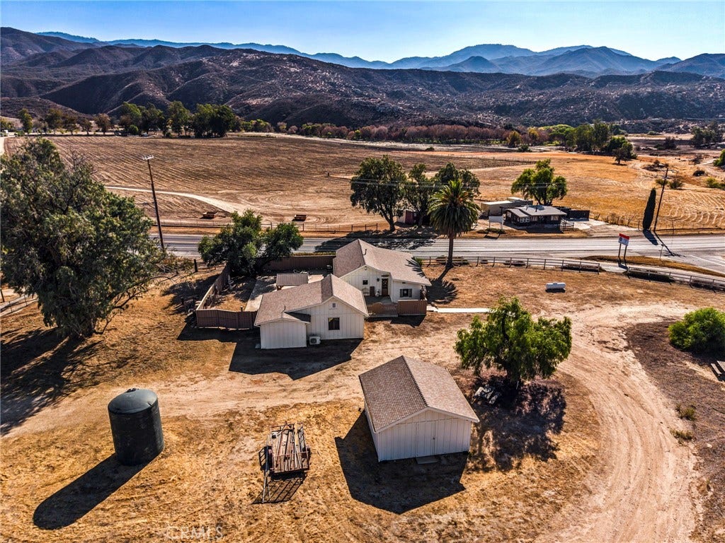 42800 Ca - Hwy 79, Aguanga, CA 92536 42800 Ca - Hwy 79, Aguanga, CA 92536
