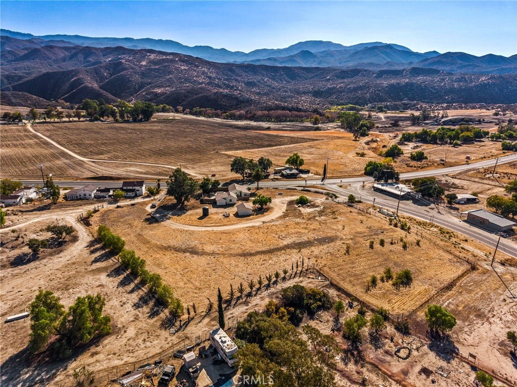 42800 Ca - Hwy 79, Aguanga, CA 92536 42800 Ca - Hwy 79, Aguanga, CA 92536