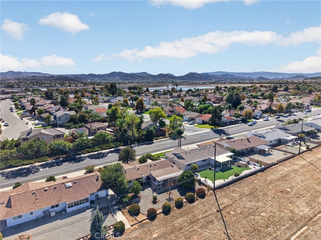 25890 Ridgemoor, Sun City, CA 92586 25890 Ridgemoor, Sun City, CA 92586