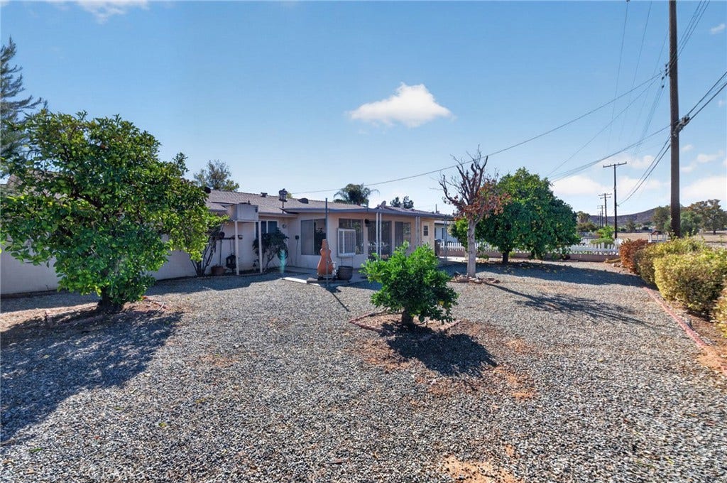 25890 Ridgemoor, Sun City, CA 92586 25890 Ridgemoor, Sun City, CA 92586