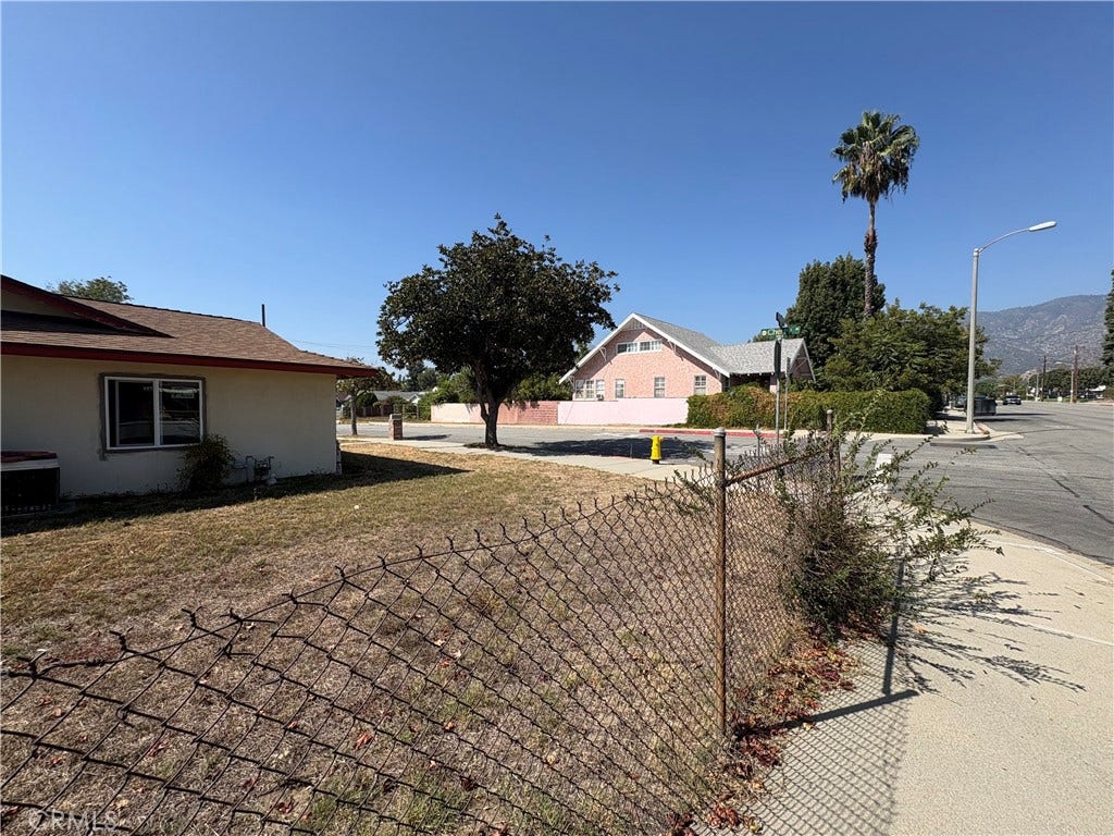 278 E Cherry, Monrovia, CA 91016 278 E Cherry, Monrovia, CA 91016