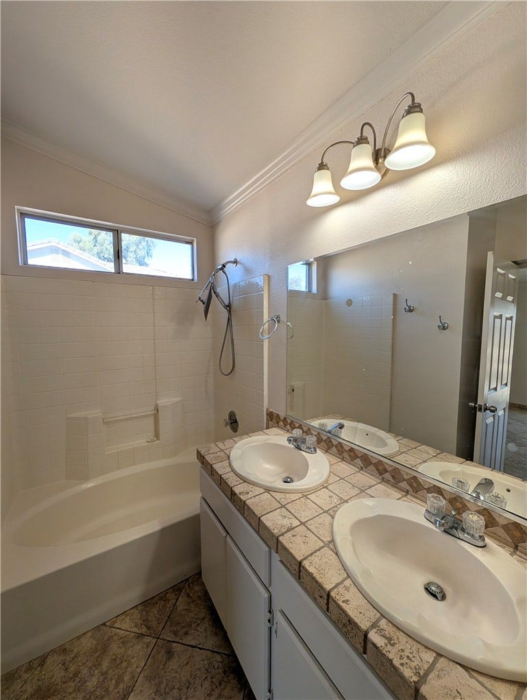 13053 Shubert, Moreno Valley, CA 92555 Master Bathroom