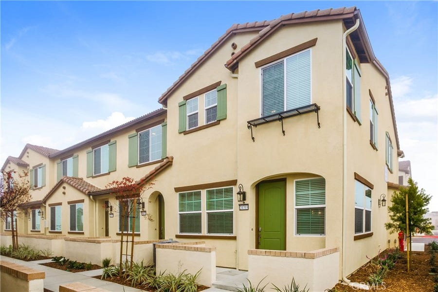 Property photo for 24703 Ahora Court, Wildomar, CA