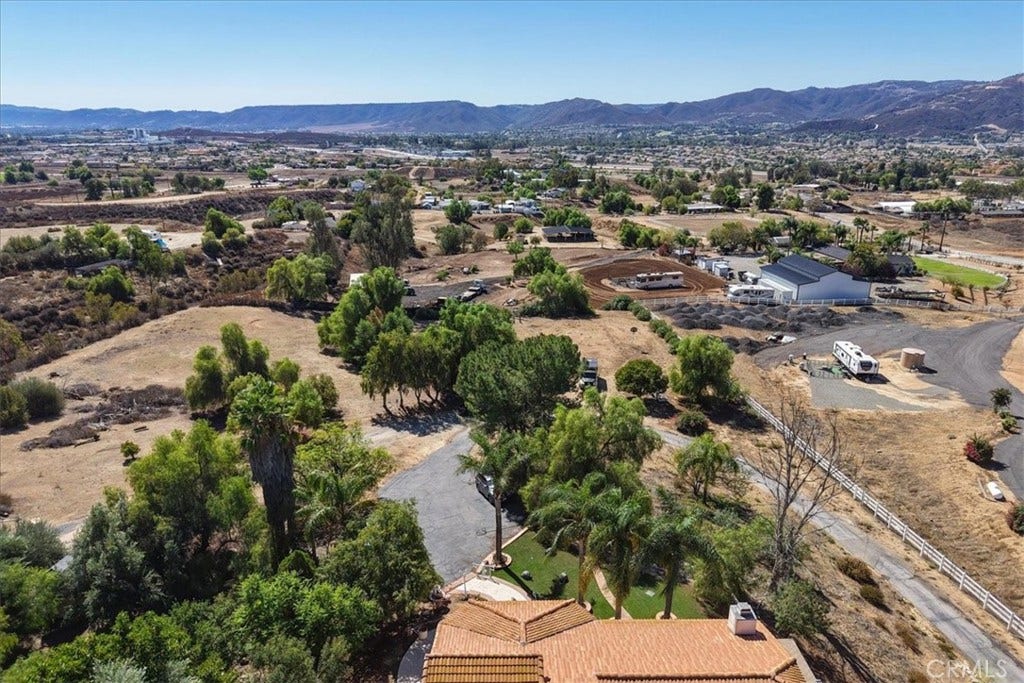 23585 Wildomar Trail, Wildomar, CA 92595 23585 Wildomar Trail, Wildomar, CA 92595