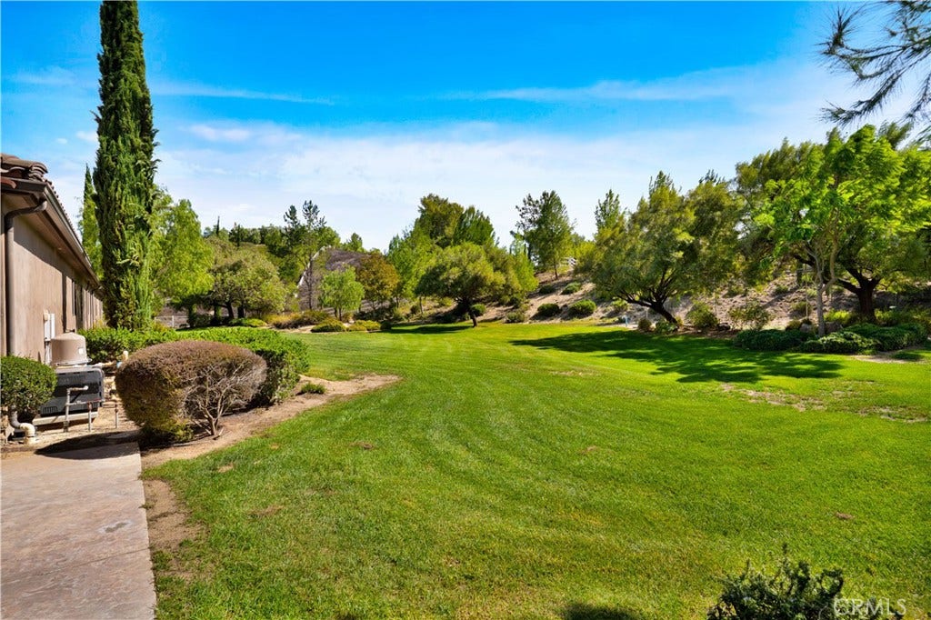 41945 Calle Contento, Temecula, CA 92592