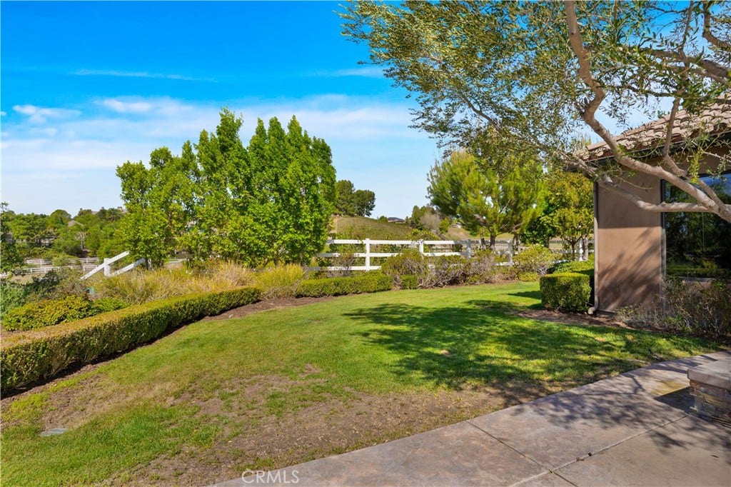 41945 Calle Contento, Temecula, CA 92592