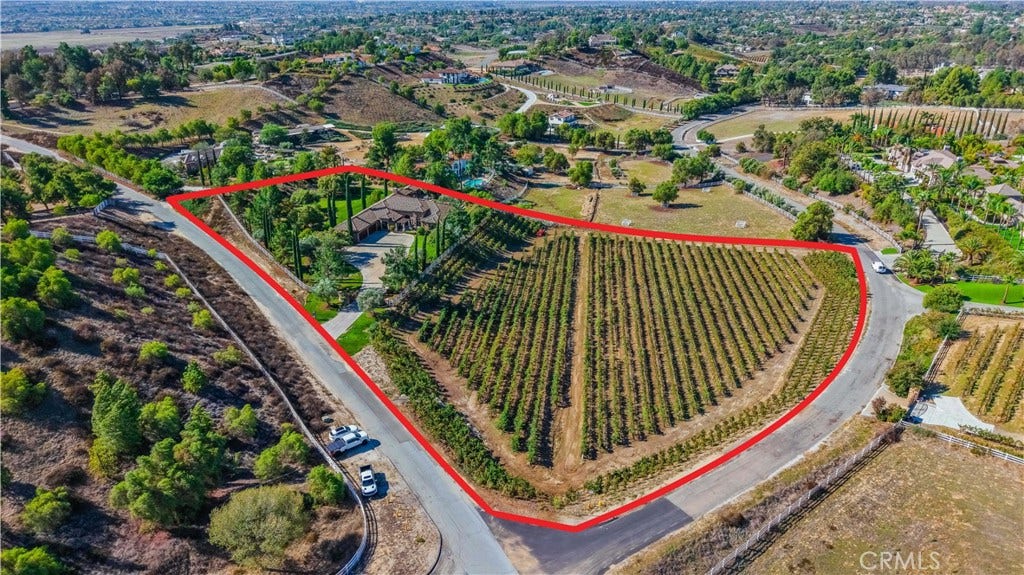 41945 Calle Contento, Temecula, CA 92592