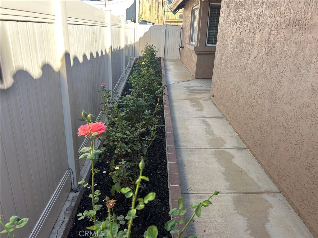 28250 Bavaria Drive, Menifee, CA 92585 28250 Bavaria Drive, Menifee, CA 92585