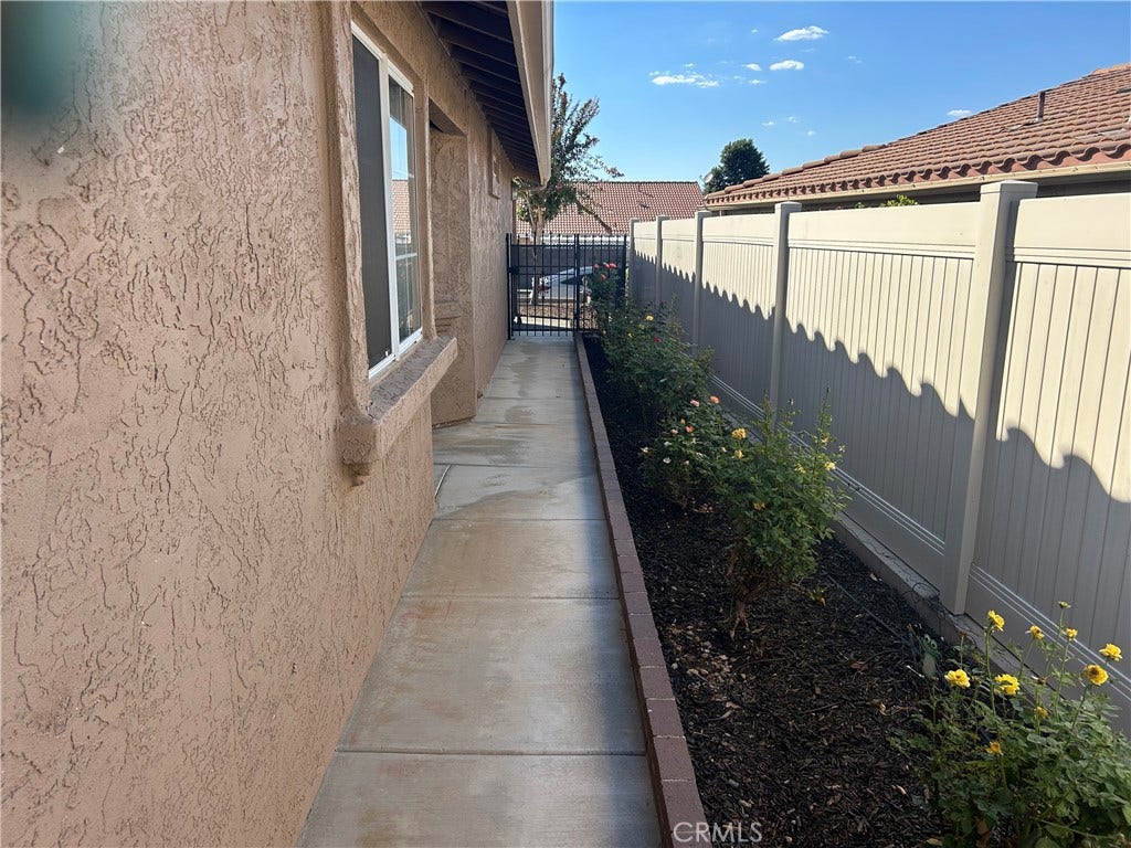 28250 Bavaria Drive, Menifee, CA 92585 28250 Bavaria Drive, Menifee, CA 92585