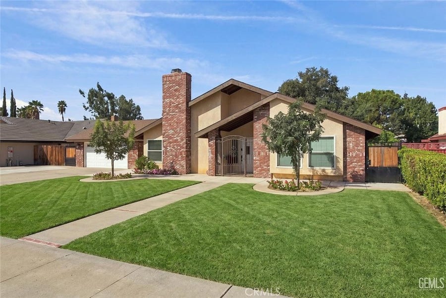 Property photo for 2007 Deerfield, Bakersfield, CA