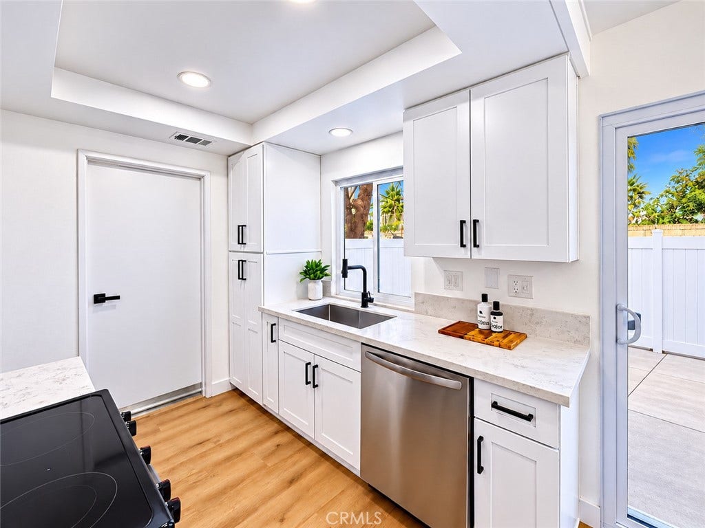 16907 Donwest, Tustin, CA 92780