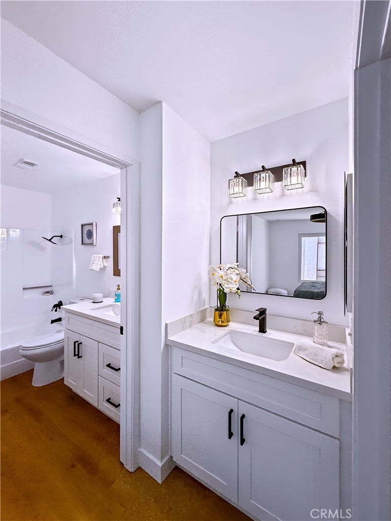 bedroom vanity